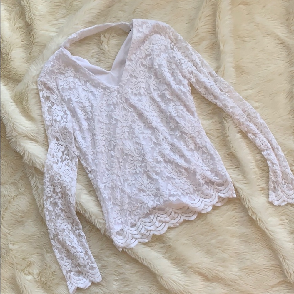 NWT beautiful white lace choker blouse